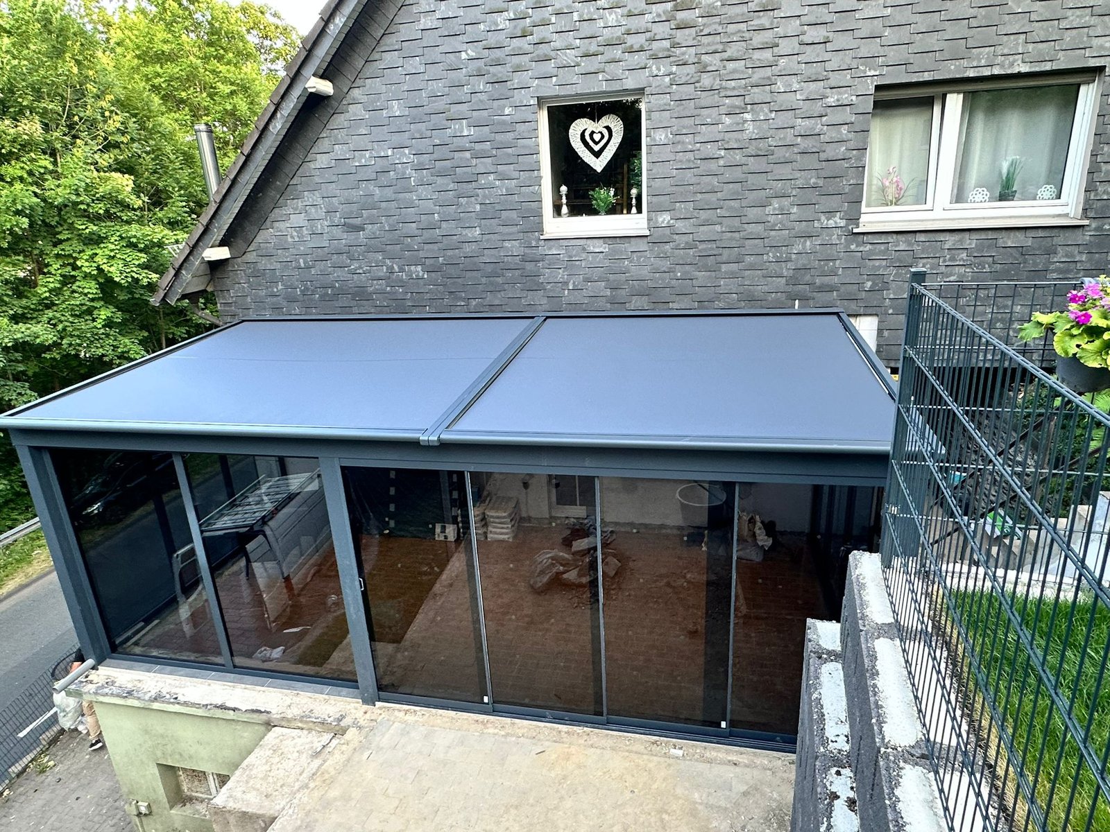 Sun protection thumbnail