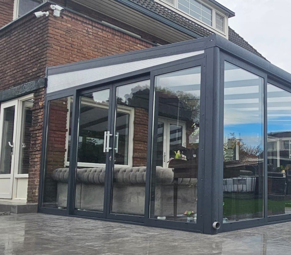 Sliding door thumbnail