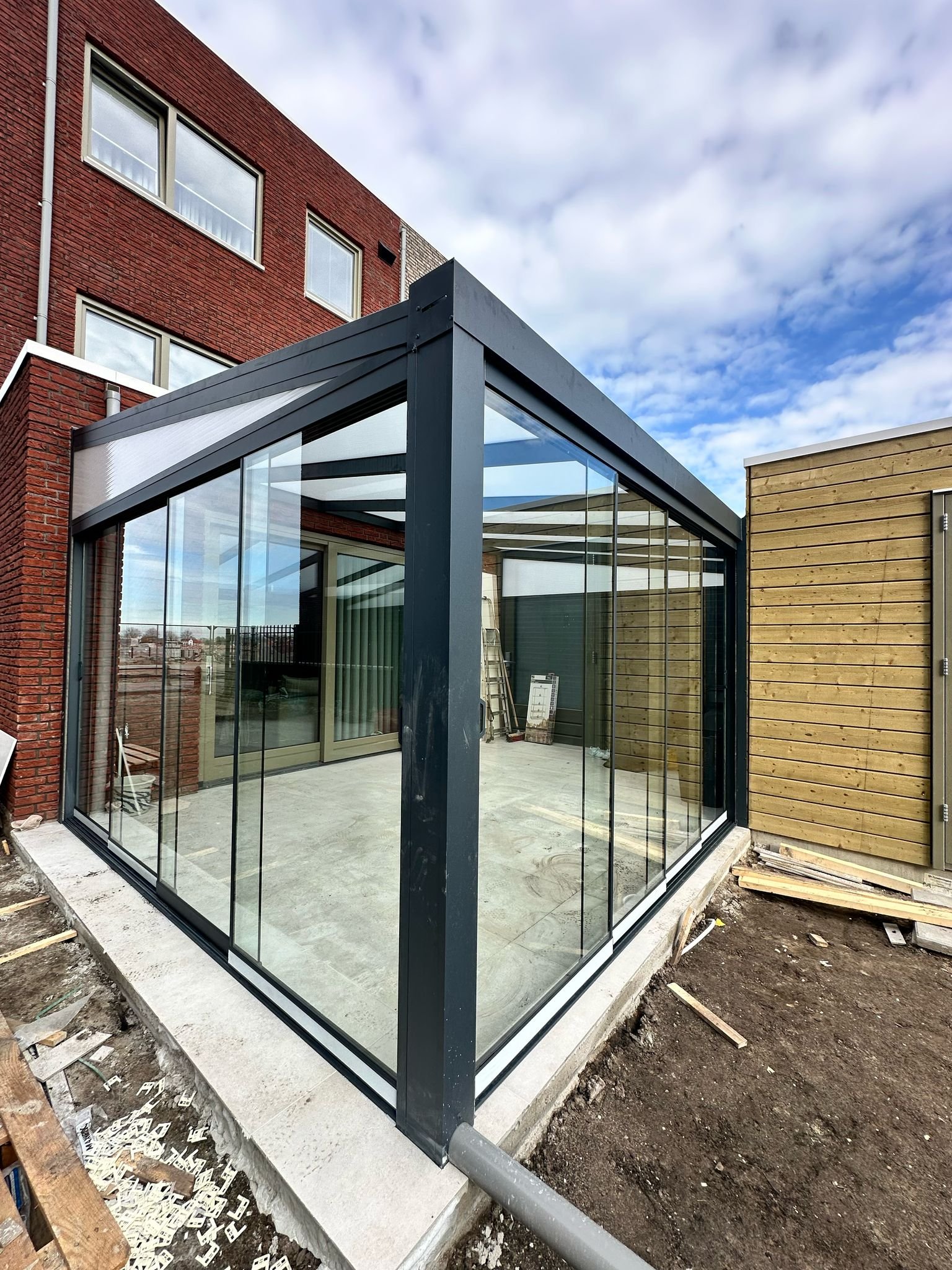 Sliding glass wall  thumbnail